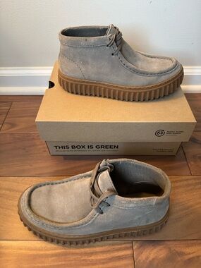 Clarks Kid's Suede Shoes in Taupe with Gum Sole
